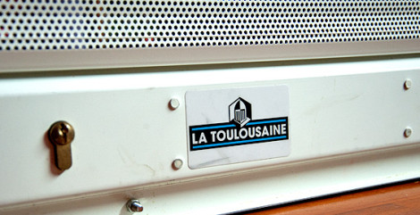 SDS installe des rideaux métalliques la Toulousaine 